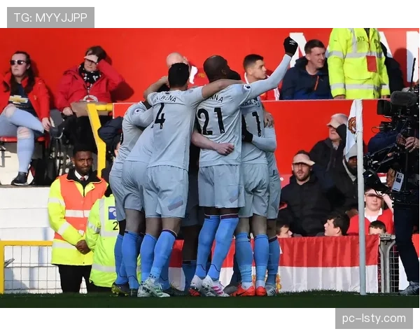 分析:阵容单薄,尼斯在双线作战下联赛战绩出现显著滑坡